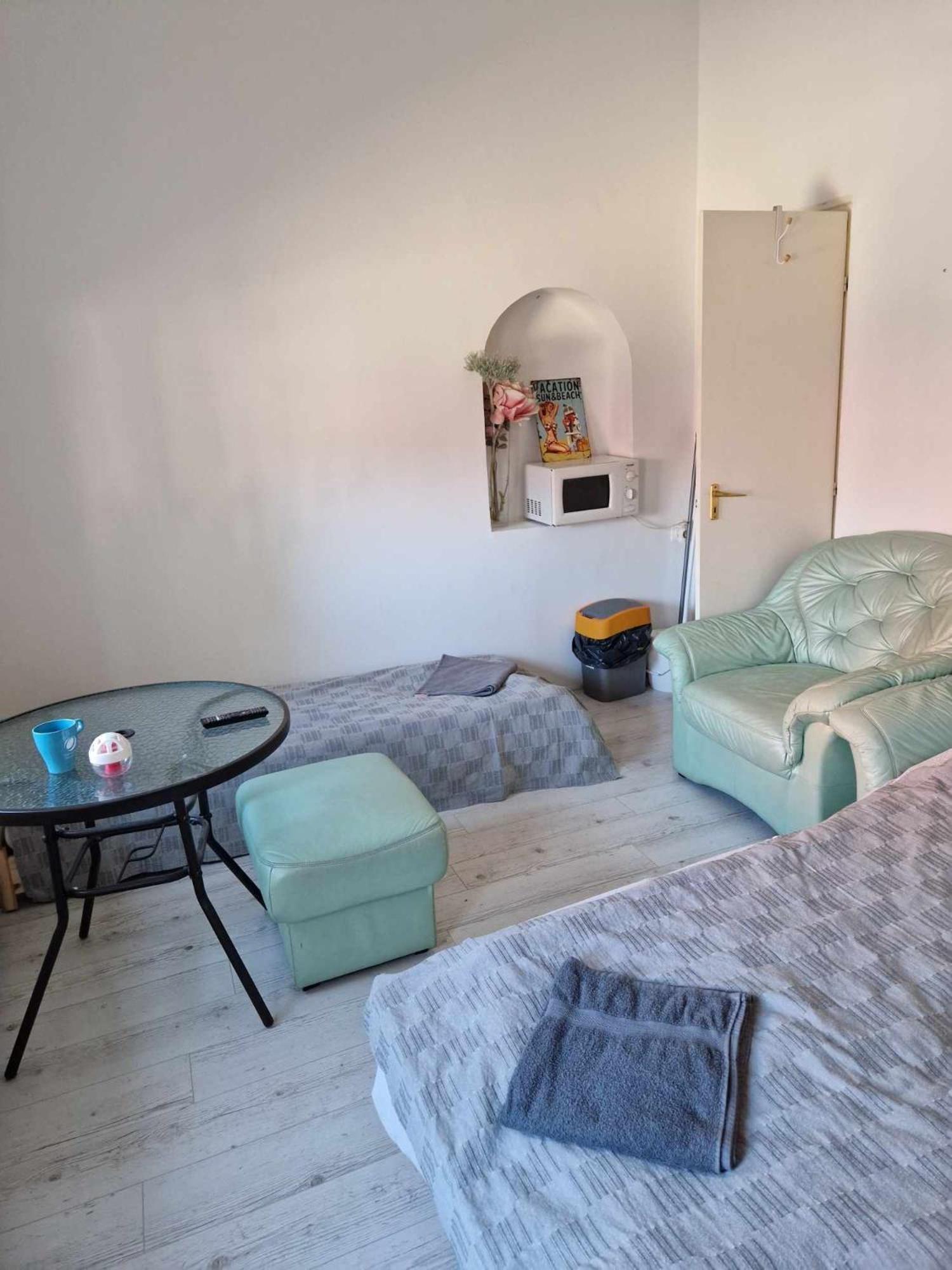 C2 Apartman ชิโอฟก ภายนอก รูปภาพ